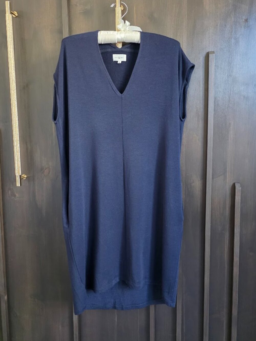 Lou & Grey V-neck Dress